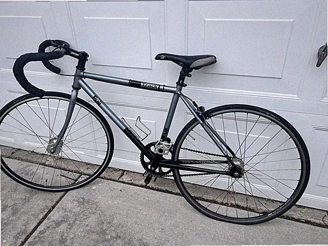 Fuji Track Single Speed/Fixed Gear 700C Chromoly Gray/Black Drop Bar